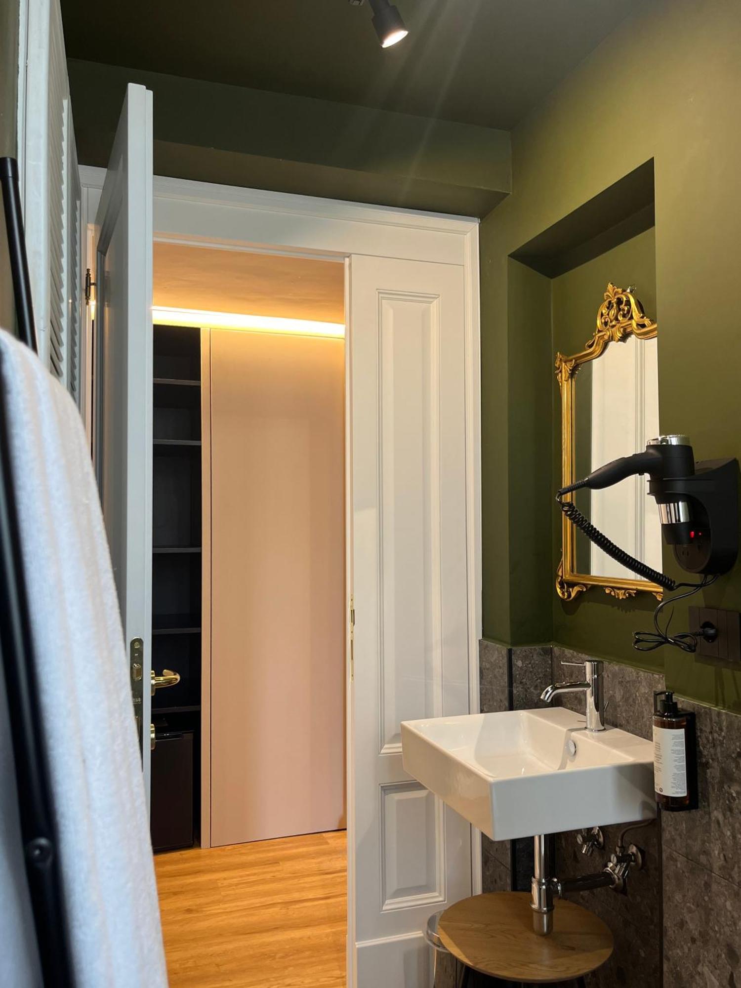 Clemente Rooms Пескара Экстерьер фото